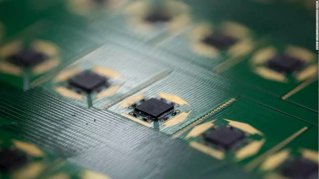 chipmakers-brace-for-more-trouble-as-russia-limits-exports-of-rare-gases-1538008869296693248.jpg
